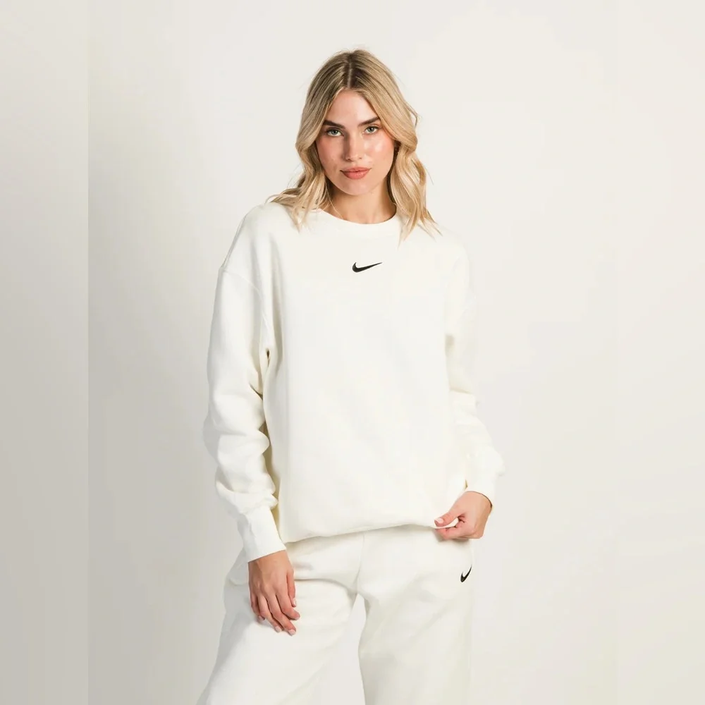 NWT Nike Women's Sportswear Phoenix Fleece Oversized Crewneck Sweatshirt - Picture 5 of 14